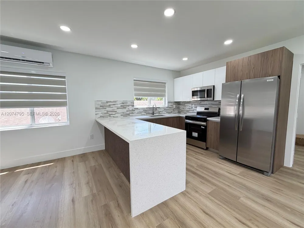 311 SW 27th Ave #317 Miami, FL 33135
