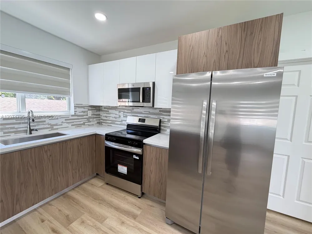 311 SW 27th Ave #317 Miami, FL 33135