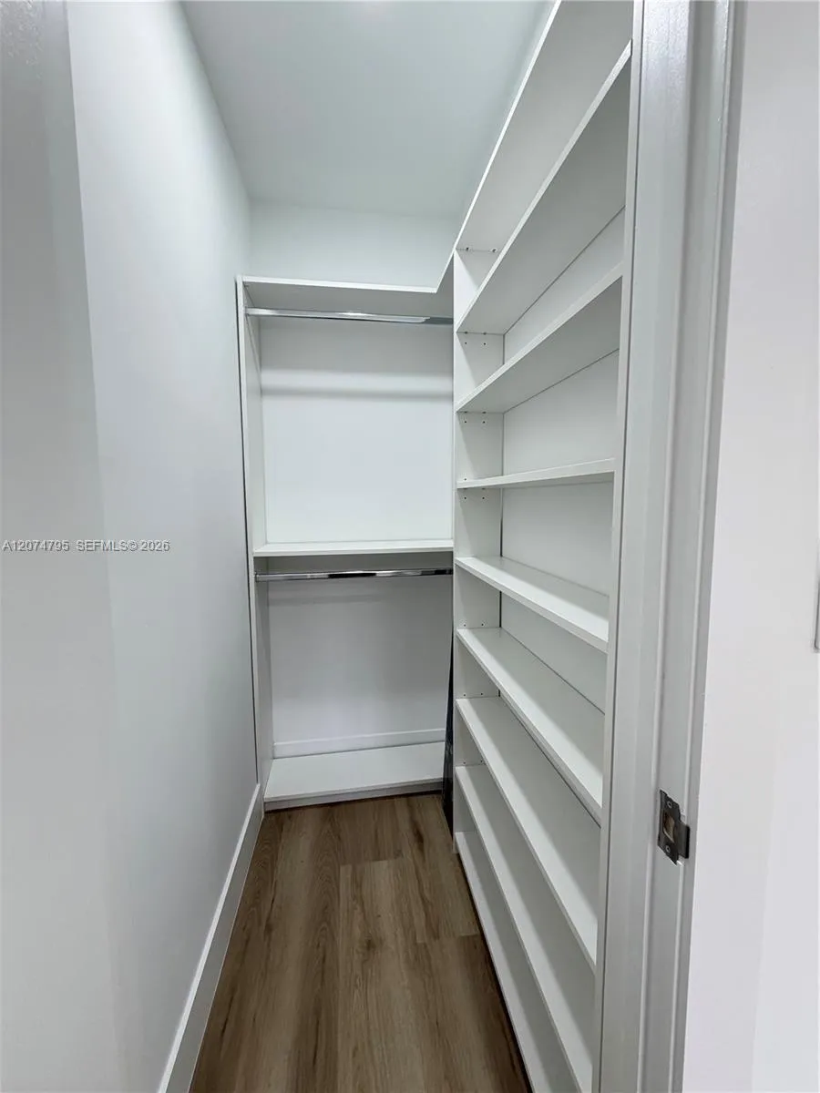 311 SW 27th Ave #317 Miami, FL 33135