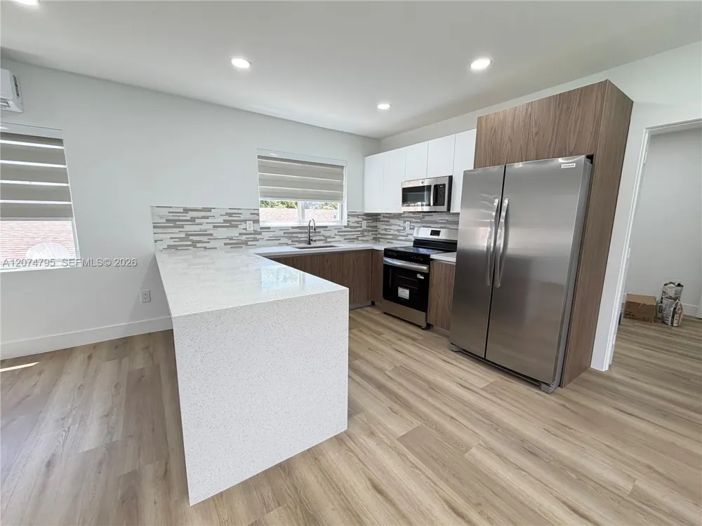 311 SW 27th Ave #317 Miami, FL 33135