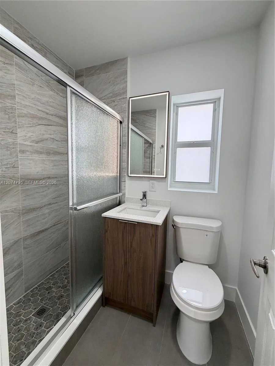 311 SW 27th Ave #317 Miami, FL 33135