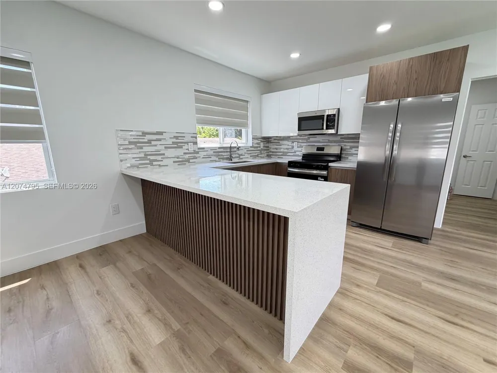 311 SW 27th Ave #317 Miami, FL 33135