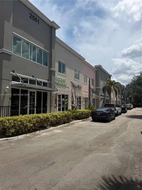 2501 SW 101st Ave #1-211