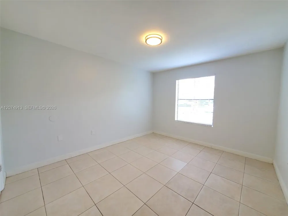 15591 SW 105th Ter #512 Miami, FL 33196