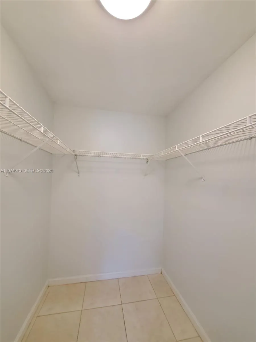 15591 SW 105th Ter #512 Miami, FL 33196