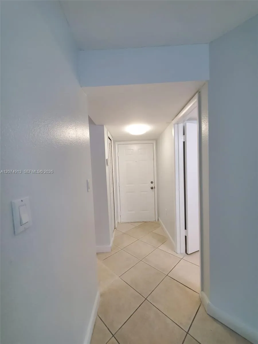 15591 SW 105th Ter #512 Miami, FL 33196
