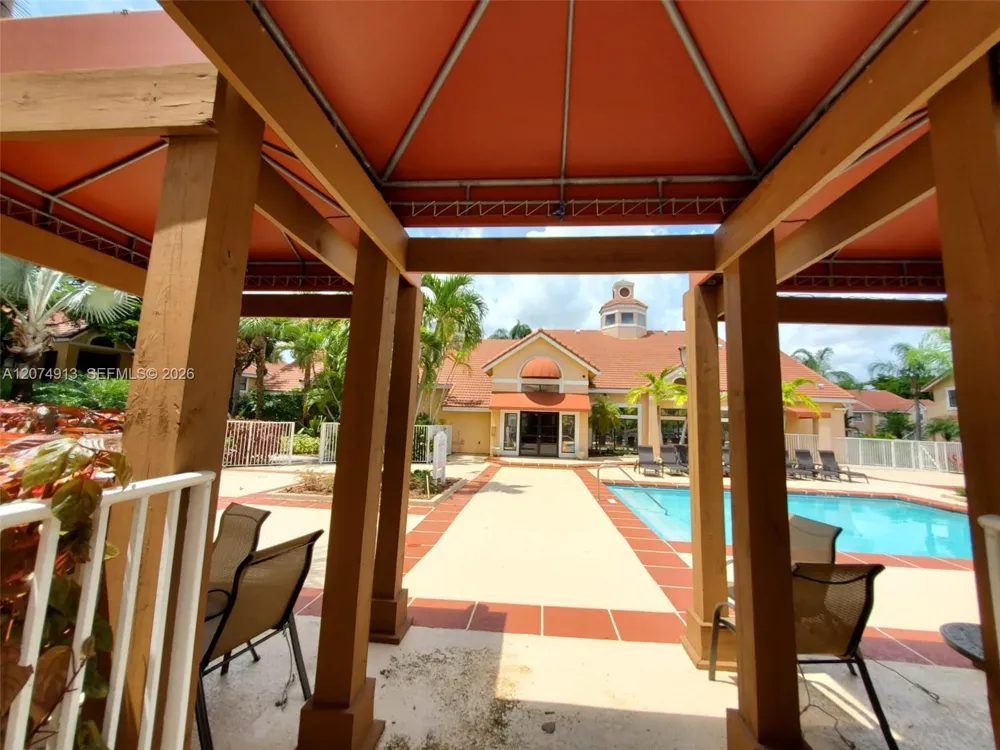 15591 SW 105th Ter #512 Miami, FL 33196