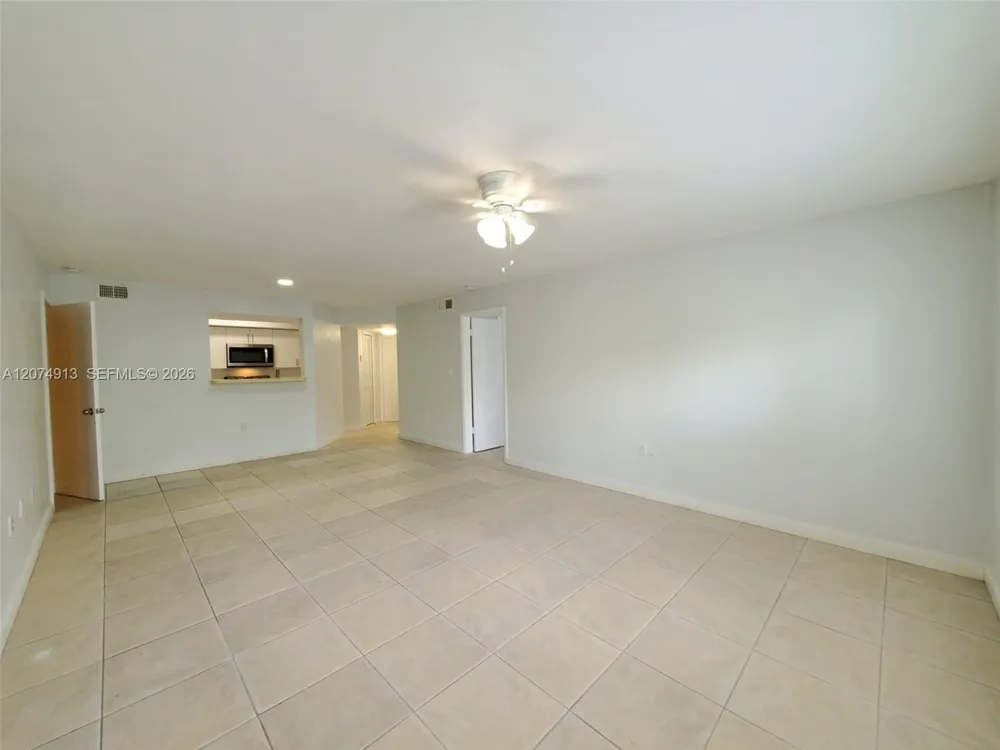 15591 SW 105th Ter #512 Miami, FL 33196