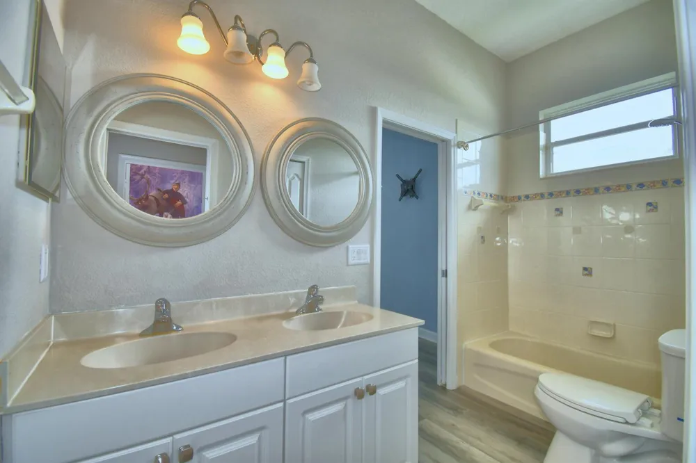 4521 SW IMAGE DRIVE Port St. Lucie, FL 34953