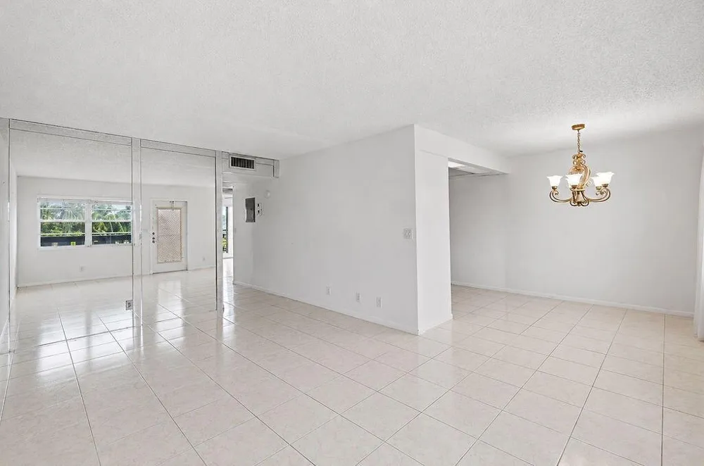 3026 Rexford B Boca Raton, FL 33434