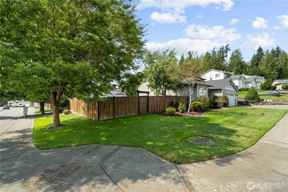 11324 176th Avenue E Bonney Lake, WA 98391