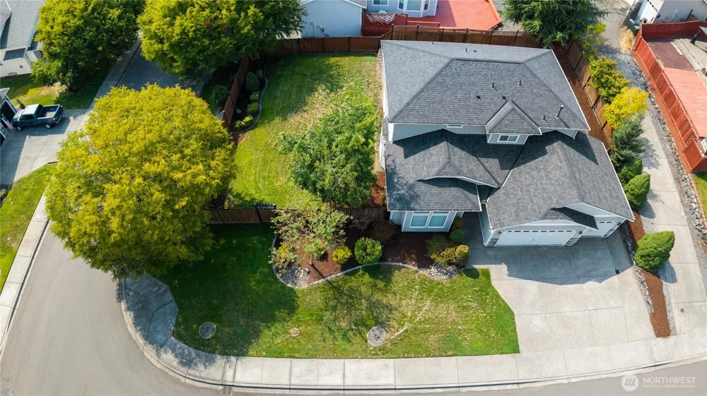 11324 176th Avenue E Bonney Lake, WA 98391