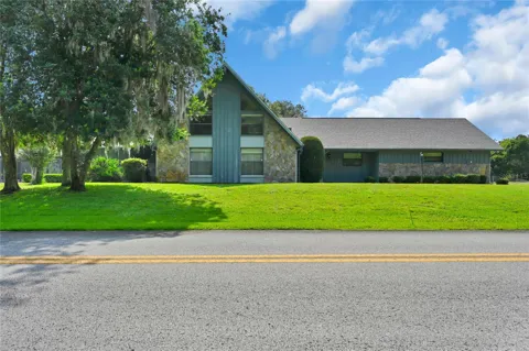 821 GOLF COURSE DRIVE
