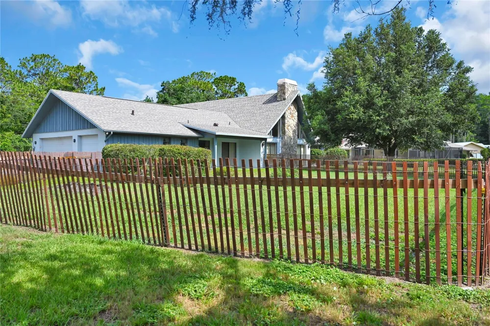 821 GOLF COURSE DRIVE Crystal River, FL 34429
