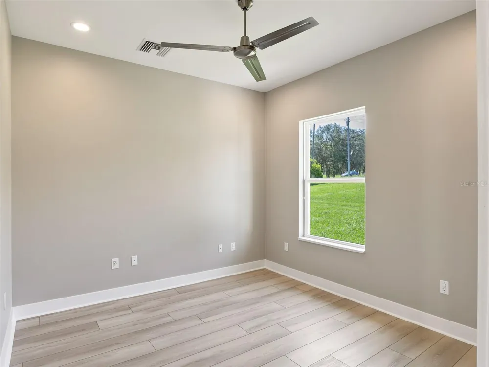 19415 VILLA CITY ROAD Groveland, FL 34736