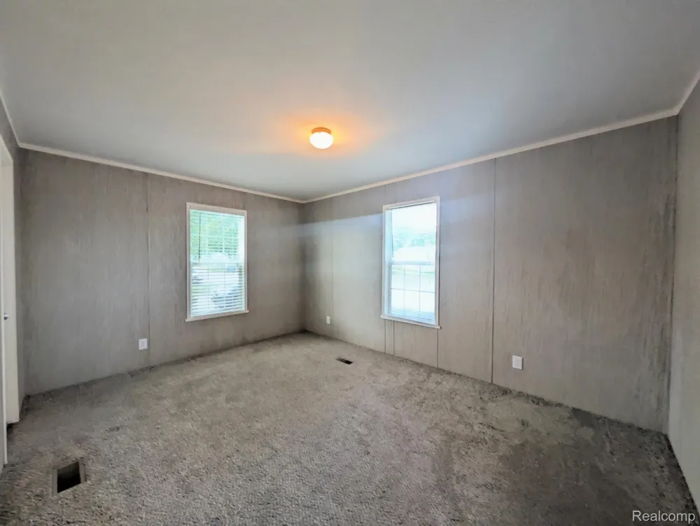 17092 Canterbury Circle Groveland Township, MI 48442