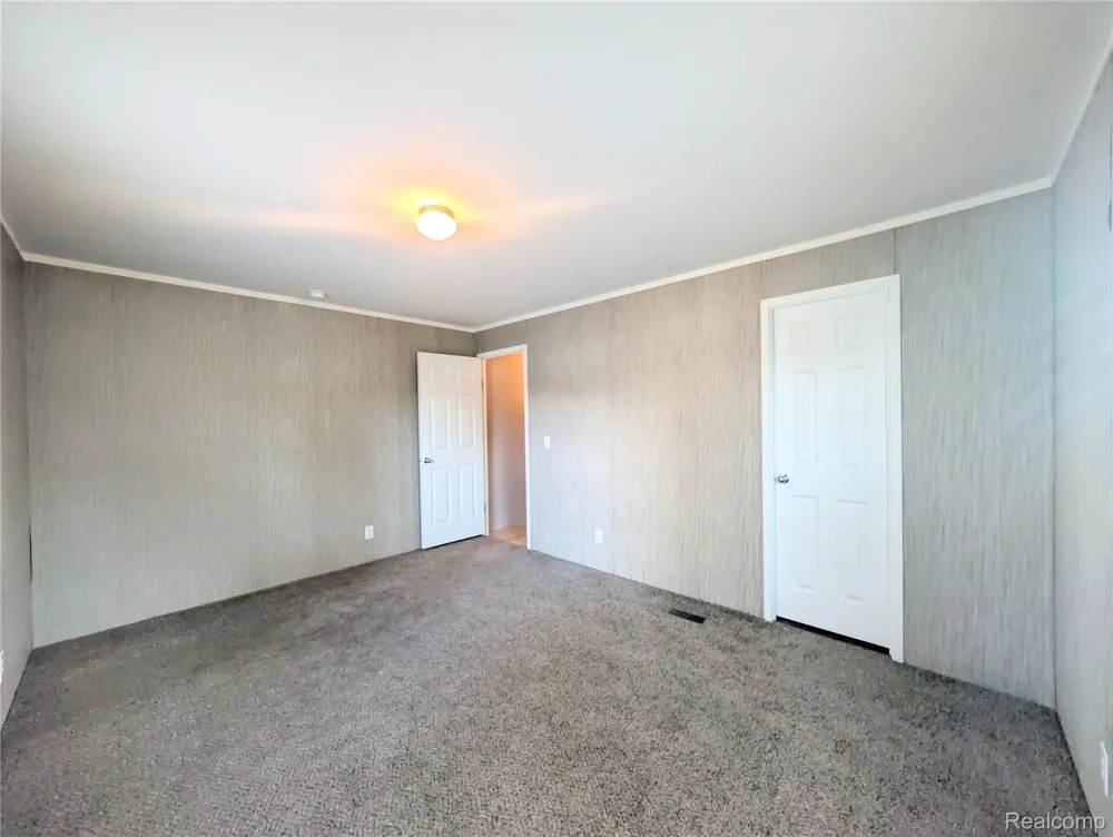 17092 Canterbury Circle Groveland Township, MI 48442