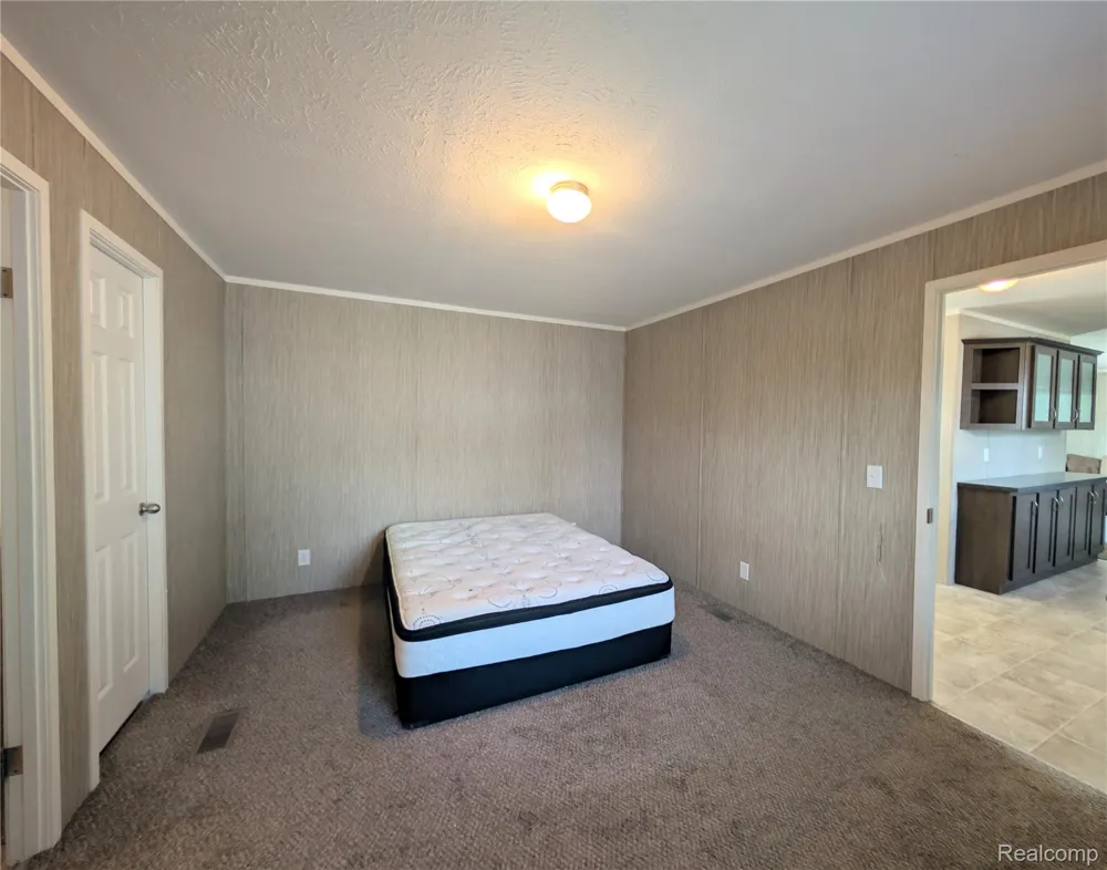17092 Canterbury Circle Groveland Township, MI 48442