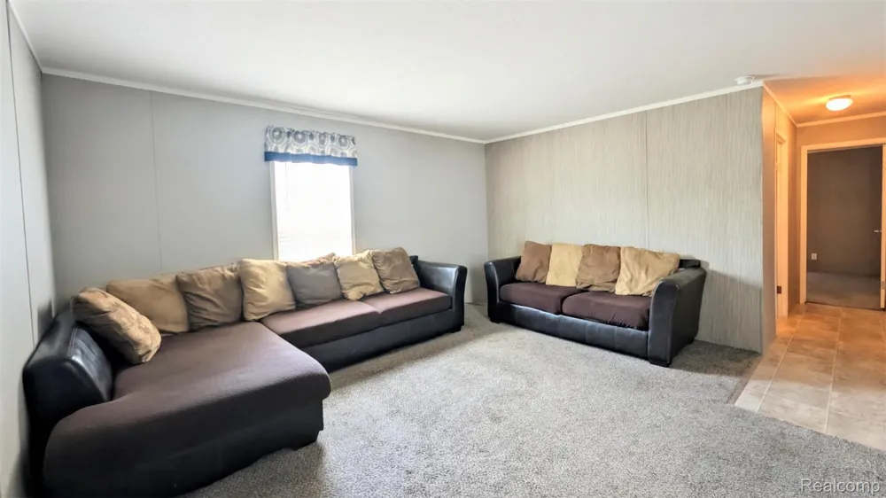 17092 Canterbury Circle Groveland Township, MI 48442