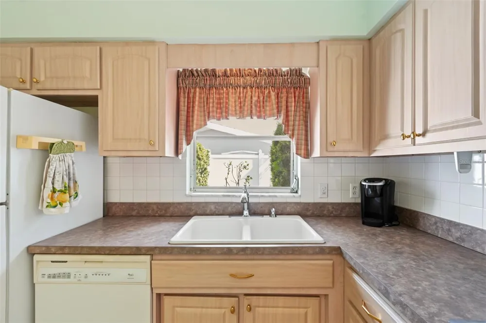 981 STEPHEN FOSTER DRIVE Largo, FL 33771