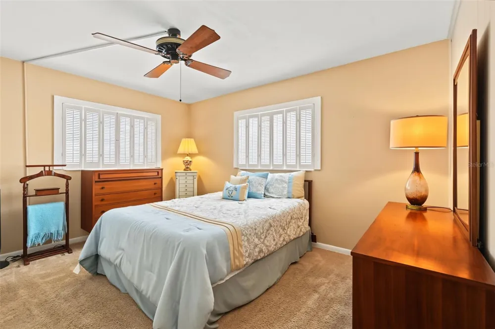 981 STEPHEN FOSTER DRIVE Largo, FL 33771