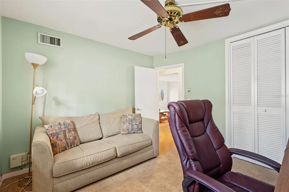 981 STEPHEN FOSTER DRIVE Largo, FL 33771