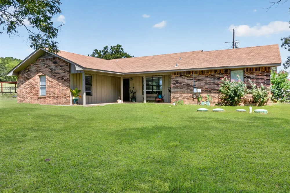 6834 Fm 1795 Gilmer, TX 75644