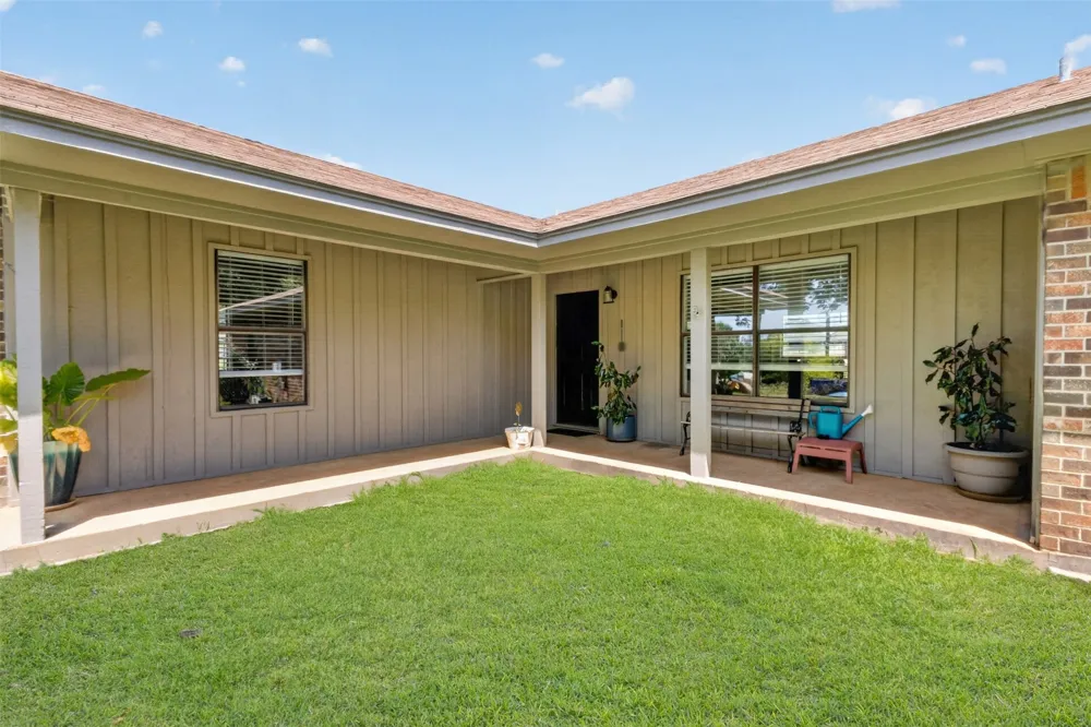 6834 Fm 1795 Gilmer, TX 75644