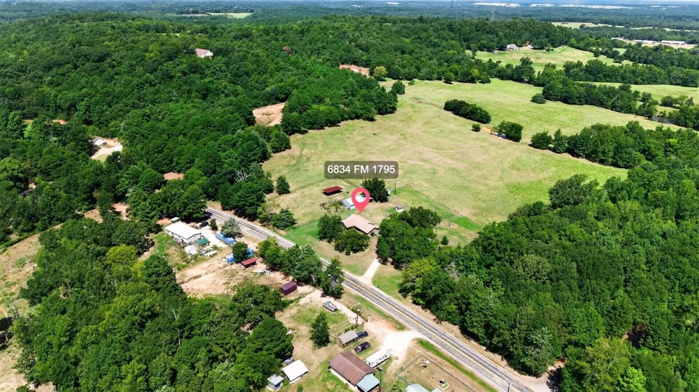 6834 Fm 1795 Gilmer, TX 75644