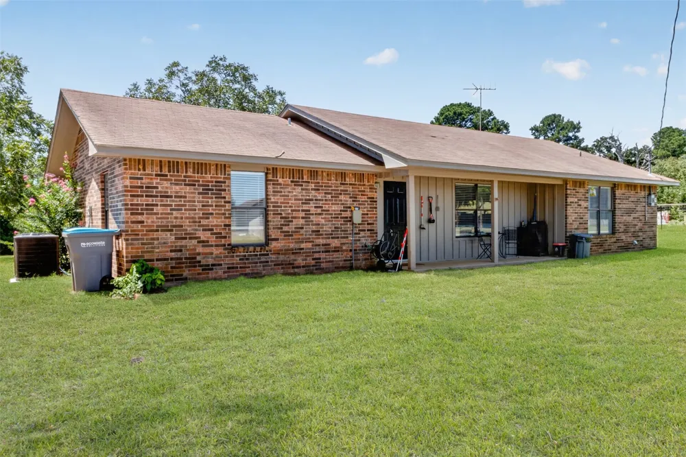 6834 Fm 1795 Gilmer, TX 75644