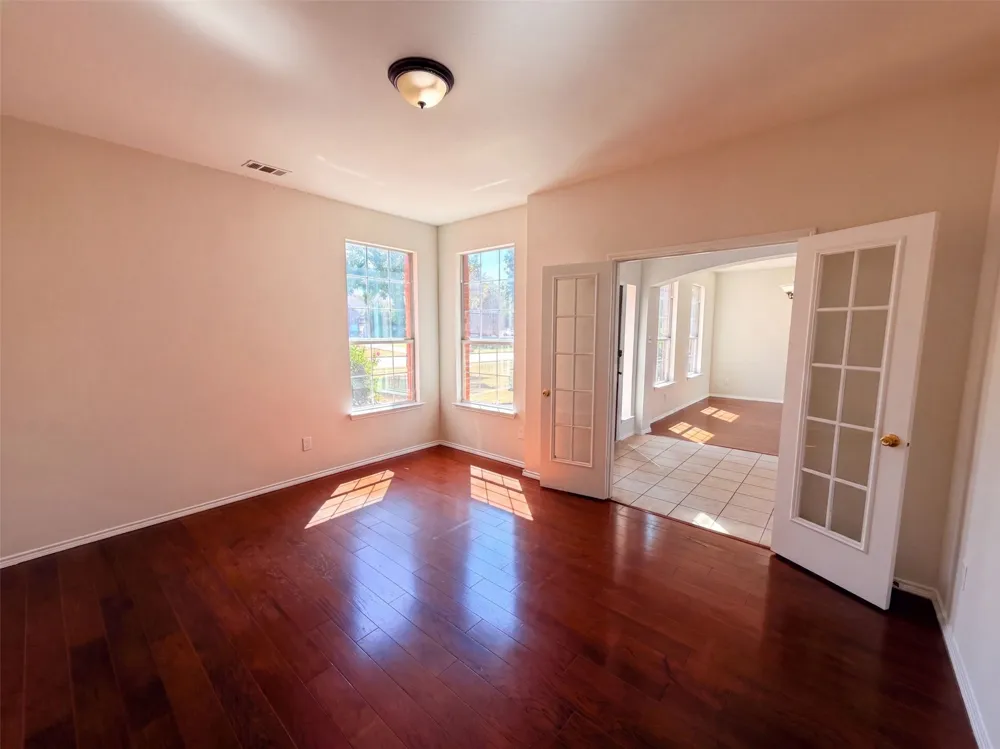 217 Green Acres Drive Murphy, TX 75094