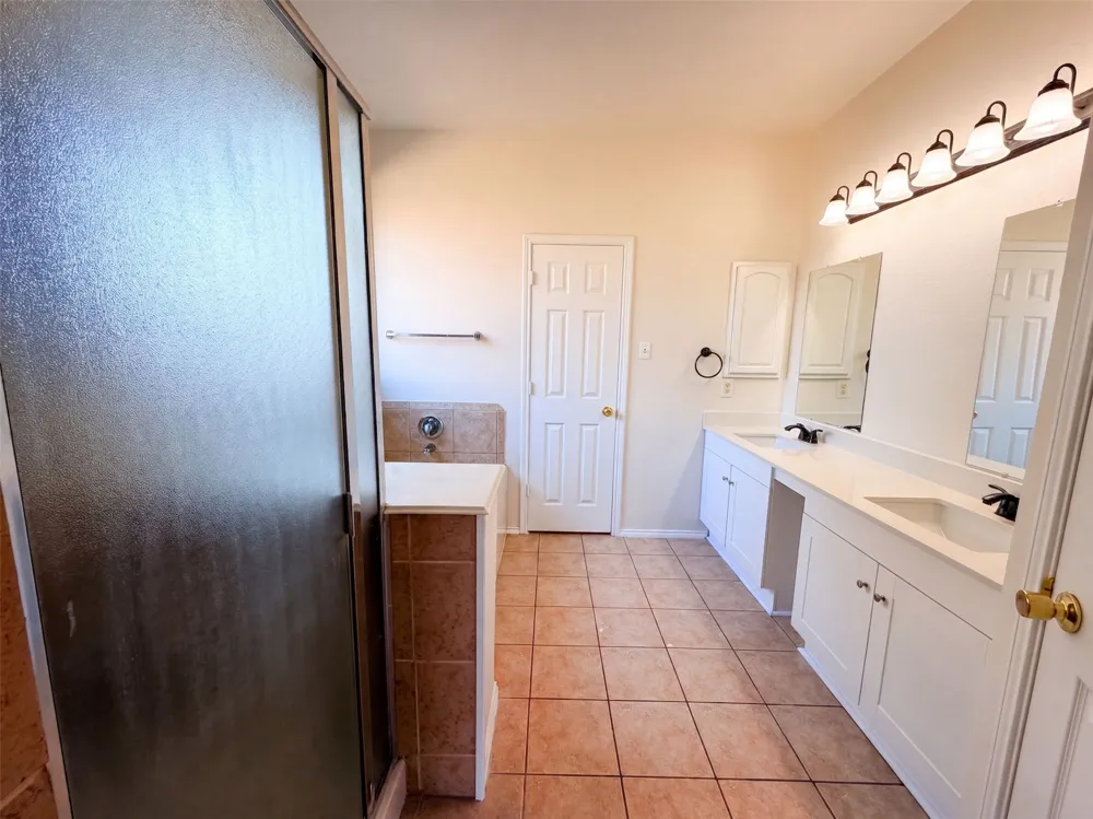 217 Green Acres Drive Murphy, TX 75094