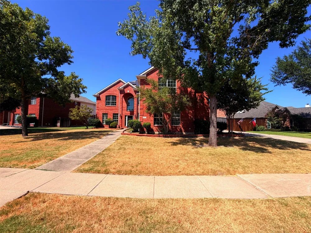 217 Green Acres Drive Murphy, TX 75094