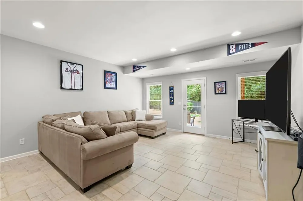 4107 Oberon Drive SE Smyrna, GA 30080