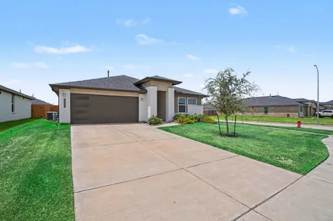 4002 Itzle Island Court