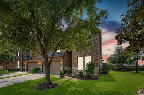 17805 Arapaho Hill Lane
