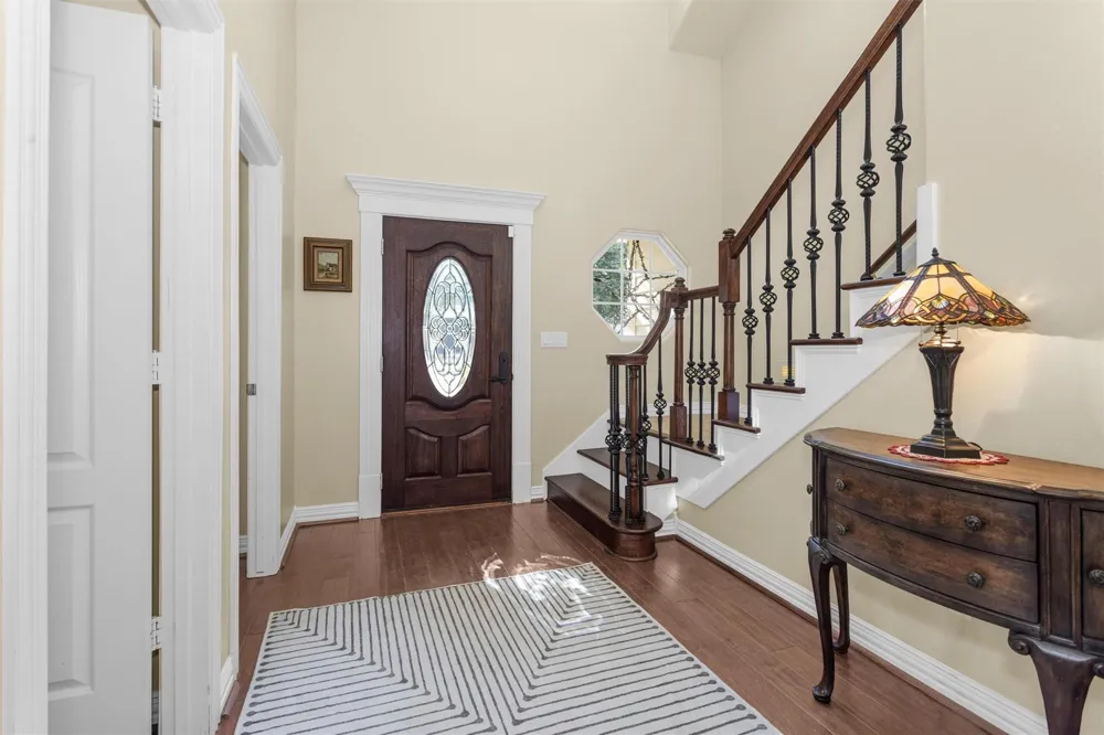 1502 Wimbledon Drive Huntsville, TX 77340