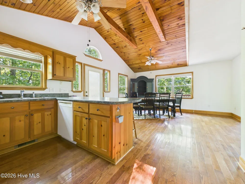 121 High Ridge Road Murphy, NC 28906