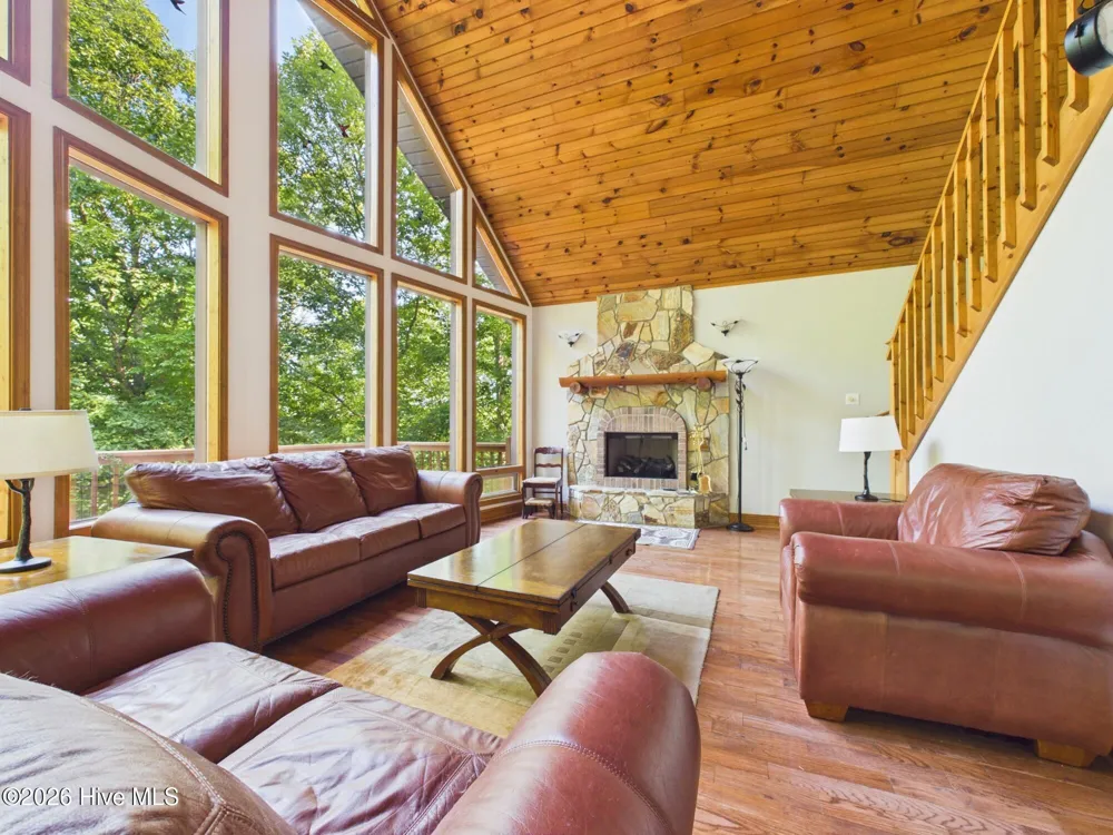 121 High Ridge Road Murphy, NC 28906
