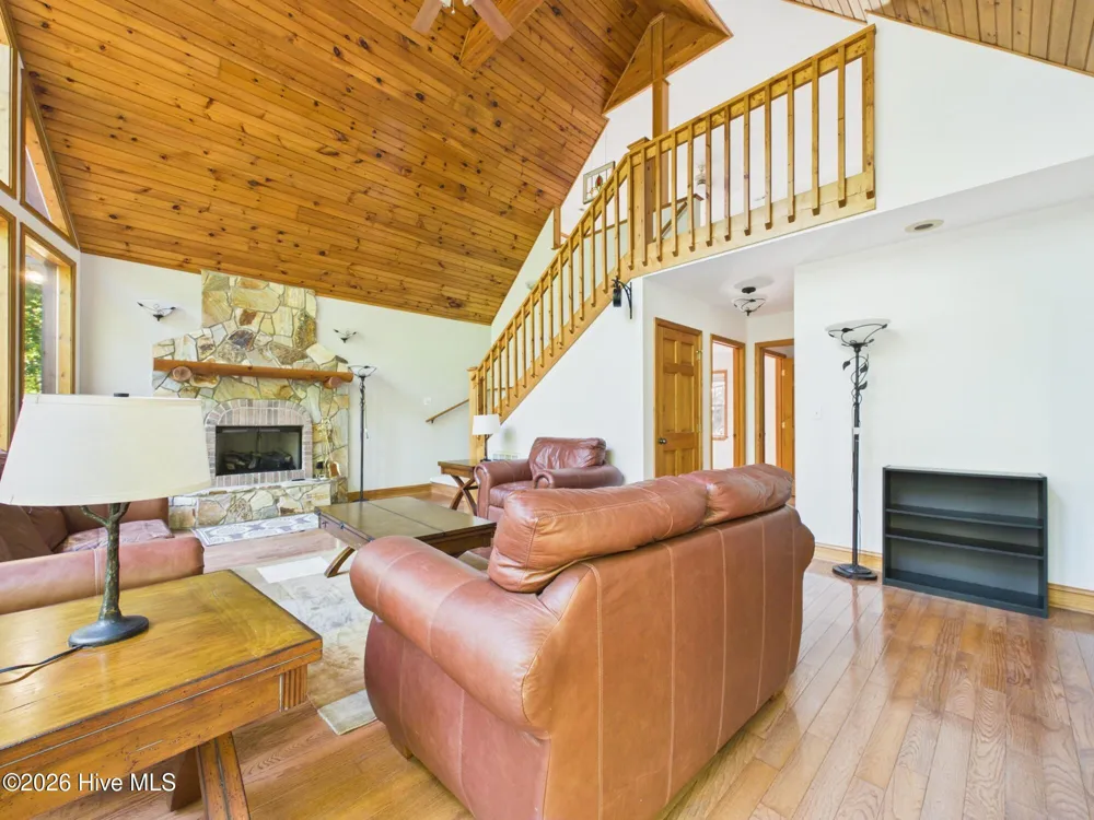 121 High Ridge Road Murphy, NC 28906