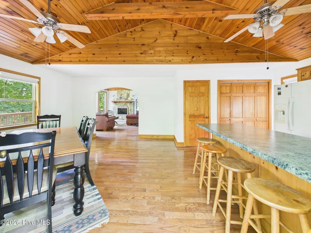 121 High Ridge Road Murphy, NC 28906