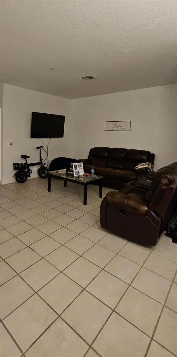 1110 E Shoma Drive E #423 Royal Palm Beach, FL 33414