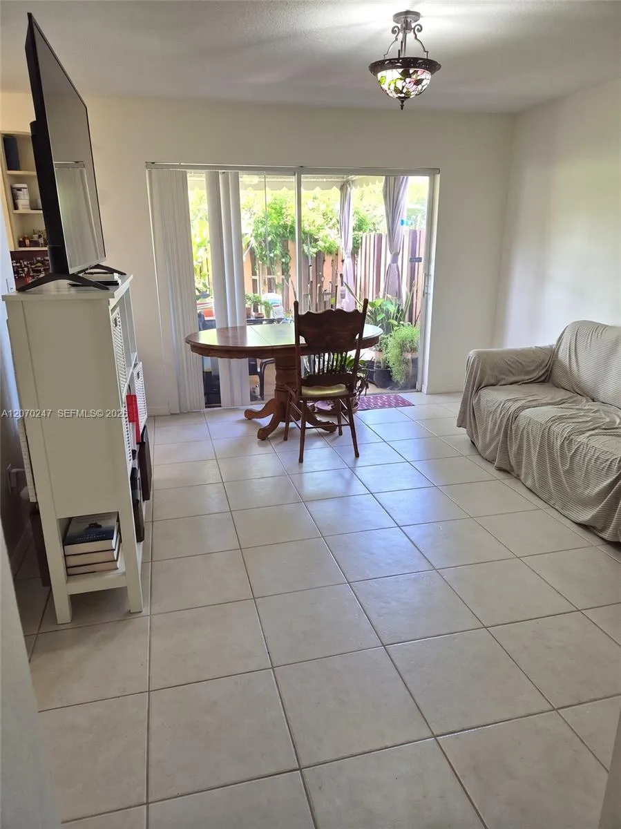 7366 SW 152nd Ave #103 Miami, FL 33193