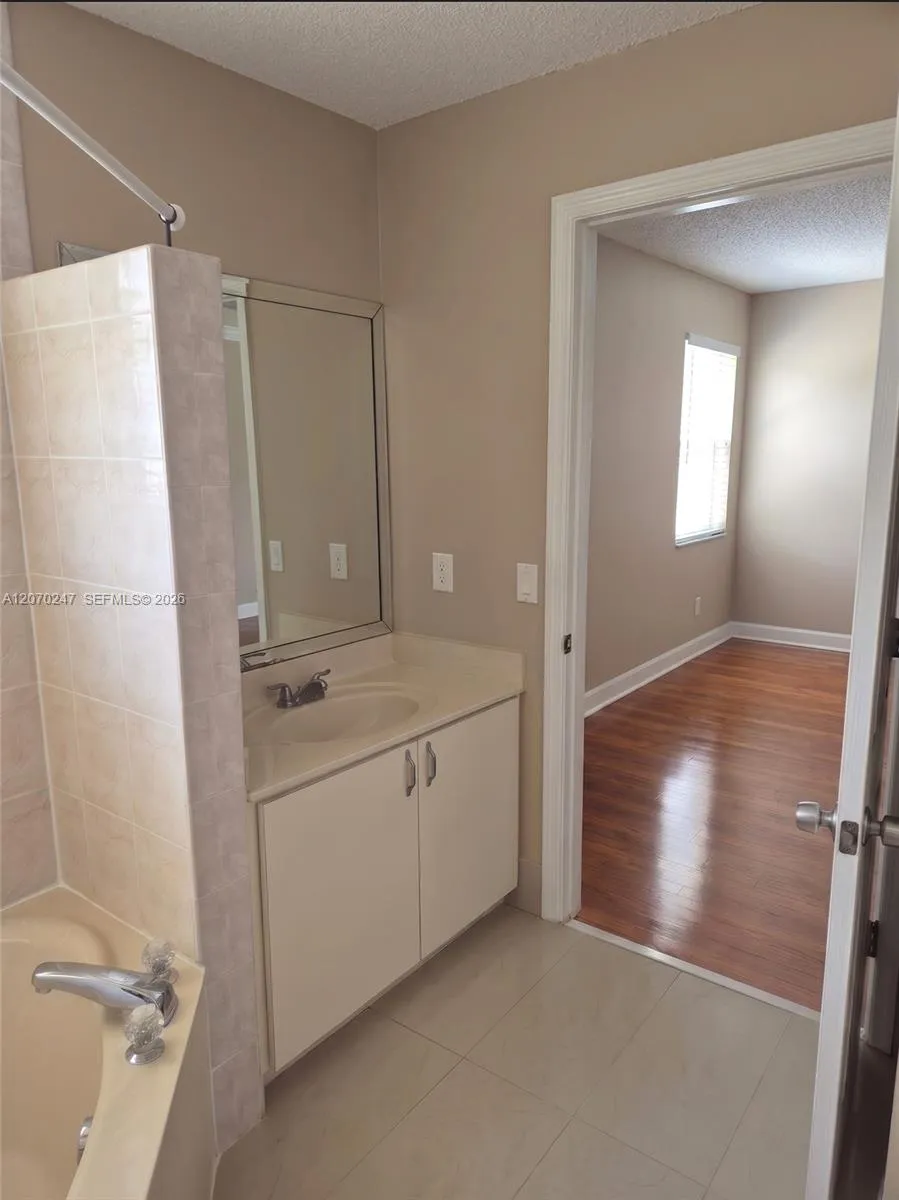 7366 SW 152nd Ave #103 Miami, FL 33193