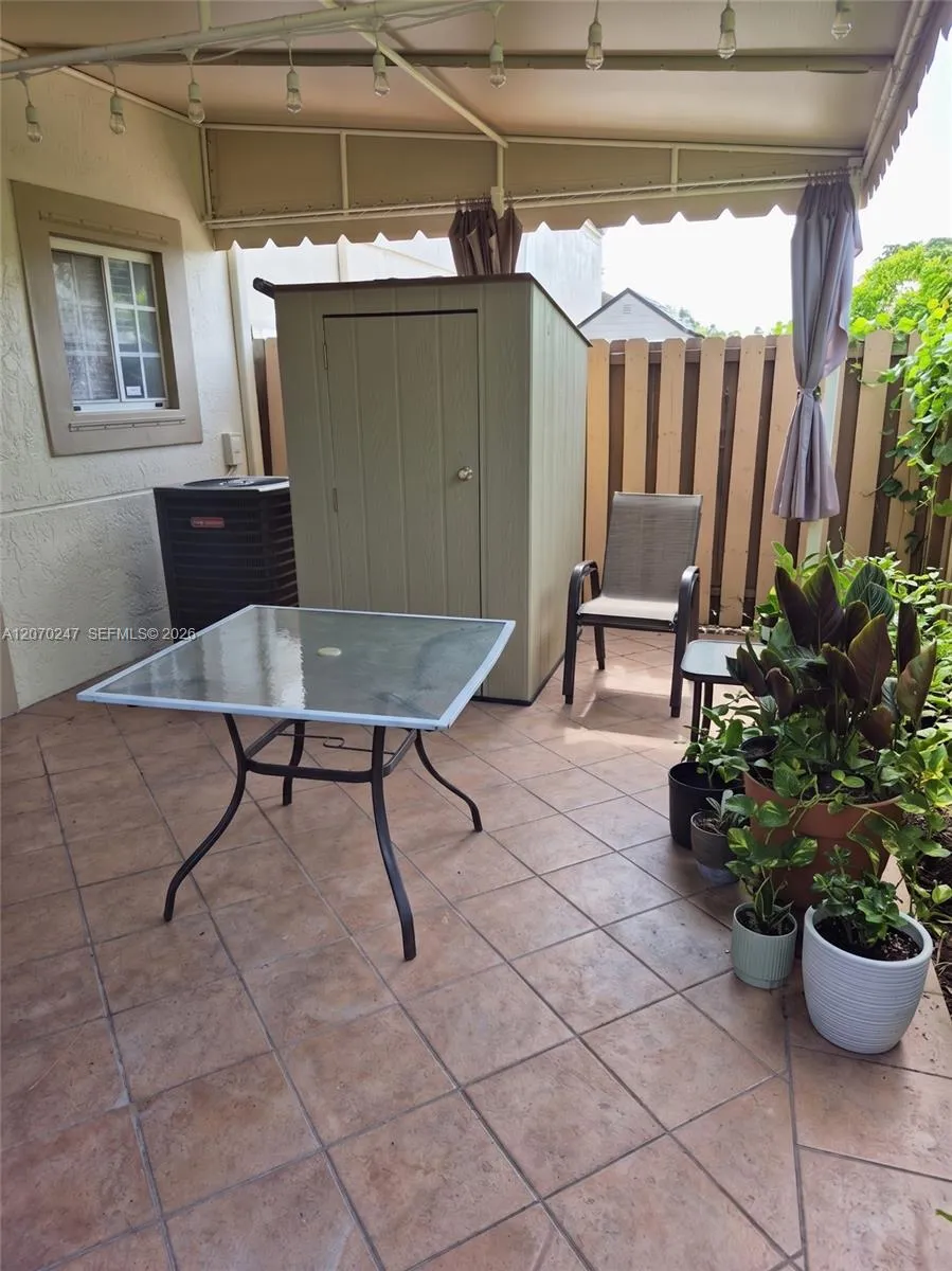 7366 SW 152nd Ave #103 Miami, FL 33193