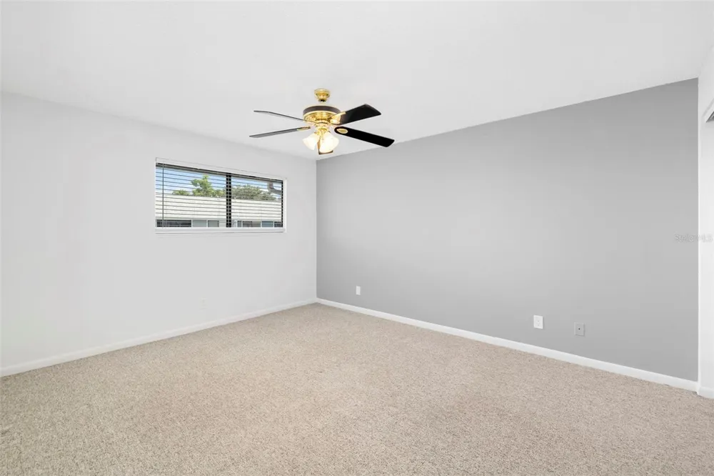 6033 34TH STREET W #26 Bradenton, FL 34210