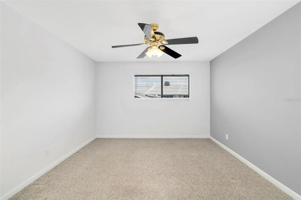 6033 34TH STREET W #26 Bradenton, FL 34210