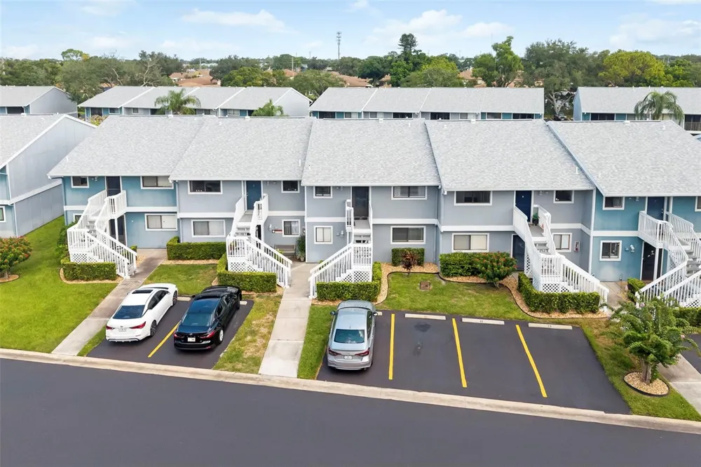 6033 34TH STREET W #26 Bradenton, FL 34210