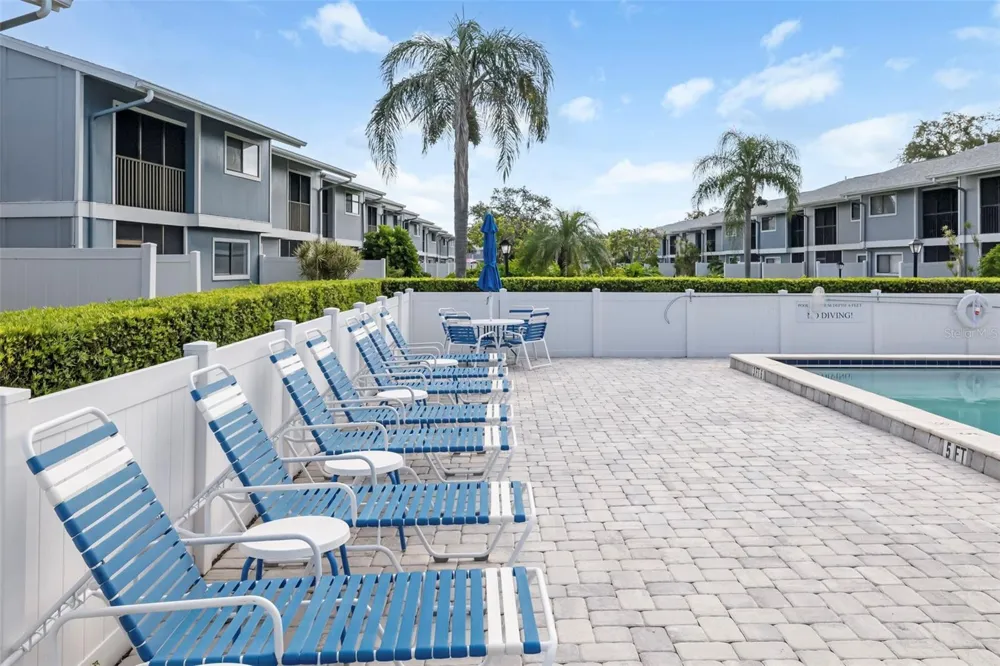 6033 34TH STREET W #26 Bradenton, FL 34210