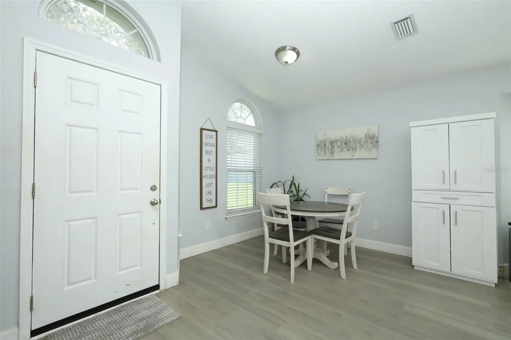 412 HORIZON DRIVE Winter Springs, FL 32708